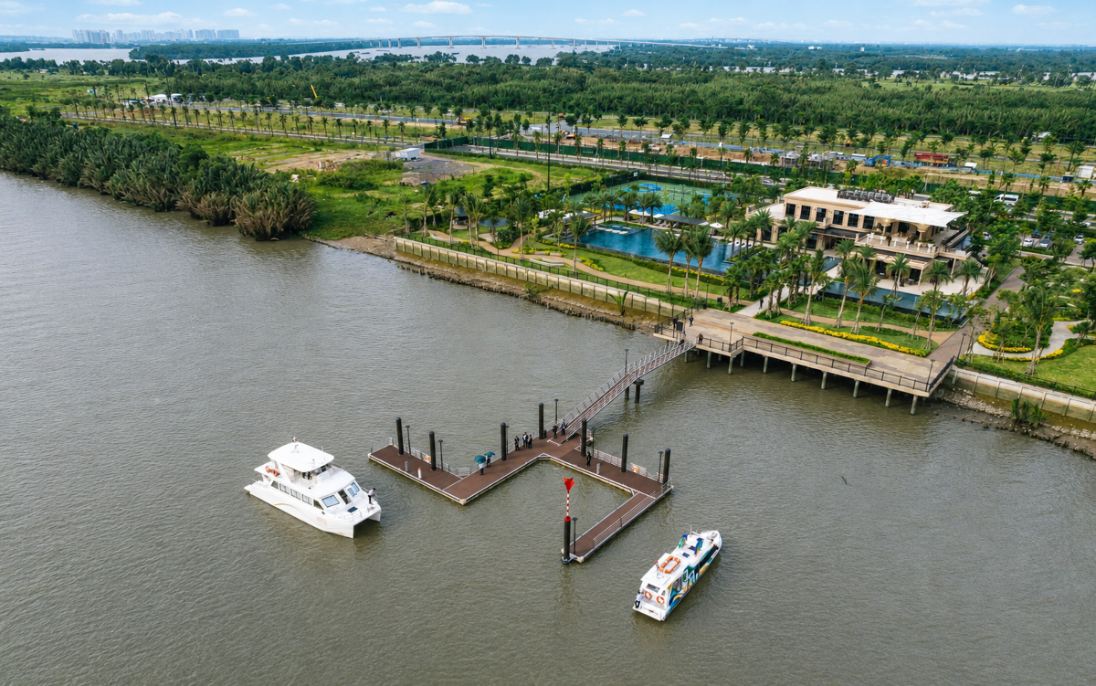 Tọa độ chiến lược mở ra hành lang kết nối nhanh chóng từ đảo Đại Phước về trung tâm tài chính bằng nhiều hình thức, trong đó có du thuyền cao cấp.