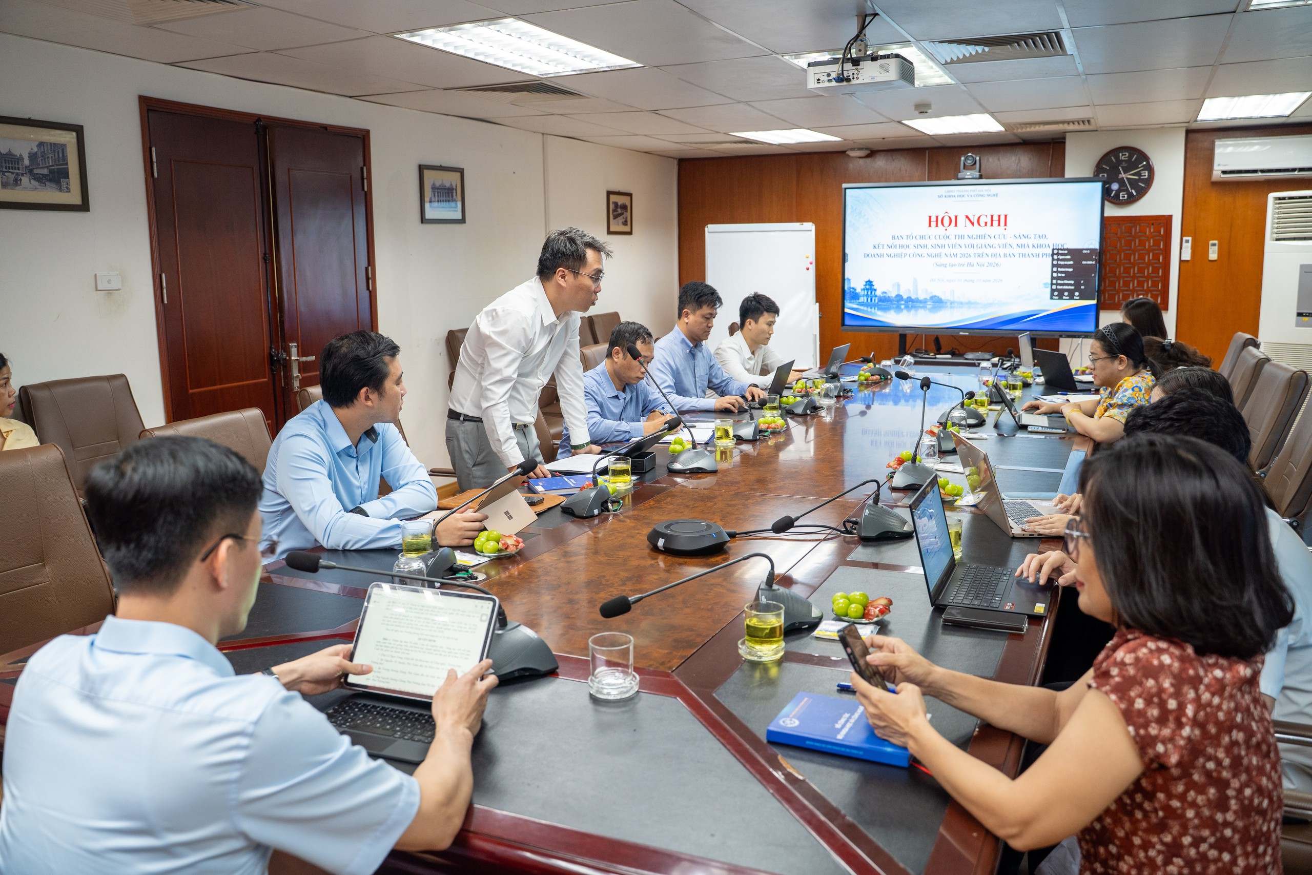 Họp Ban tổ chức cuộc thi sáng tạo trẻ Hà Nội năm 2026 tại Sở Khoa học và Công nghệ thành phố Hà Nội chiều 1/10/2026. Ảnh: Sở KH&CN
