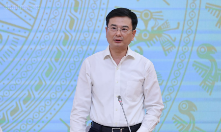 Quý IV, tiếp tục hướng dòng vốn tín dụng vào lĩnh vực ưu tiên, hạ tầng, công nghệ chiến lược và nhà ở xã hội