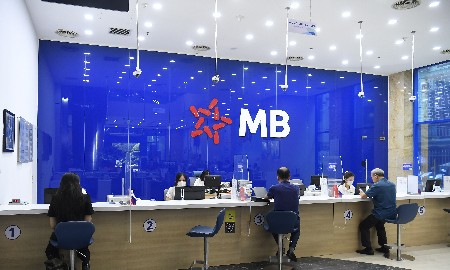 MB trở thành ngân hàng đầu tiên tại Việt Nam vượt mốc 100.000 tỷ đồng vốn điều lệ