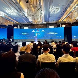 Đồng chí Nguyễn Thanh Nghị phát biểu tại Diễn đàn. Ảnh: VnEconomy