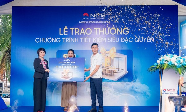 Gửi tiết kiệm tại NCB, khách hàng bất ngờ trúng biệt thự trị giá 25 tỷ đồng