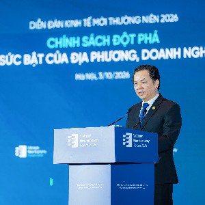 GS-TS Hoàng Văn Cường, Phó Chủ tịch Hội Khoa học Kinh tế Việt Nam, phát biểu khai mạc Diễn đàn Kinh tế mới thường niên 2026. Ảnh: Việt Dũng