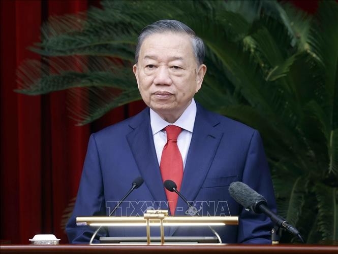 Tổng Bí thư, Chủ tịch nước Tô Lâm phát biểu khai mạc Hội nghị lần thứ tư Ban Chấp hành Trung ương Đảng khóa XIV. Ảnh: Thống Nhất – TTXVN