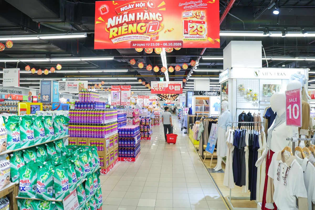Tại các hệ thống bán lẻ, chương trình ưu đãi liên tục được triển khai và thay đổi theo thời điểm. Ảnh: Lotte Mart Việt Nam