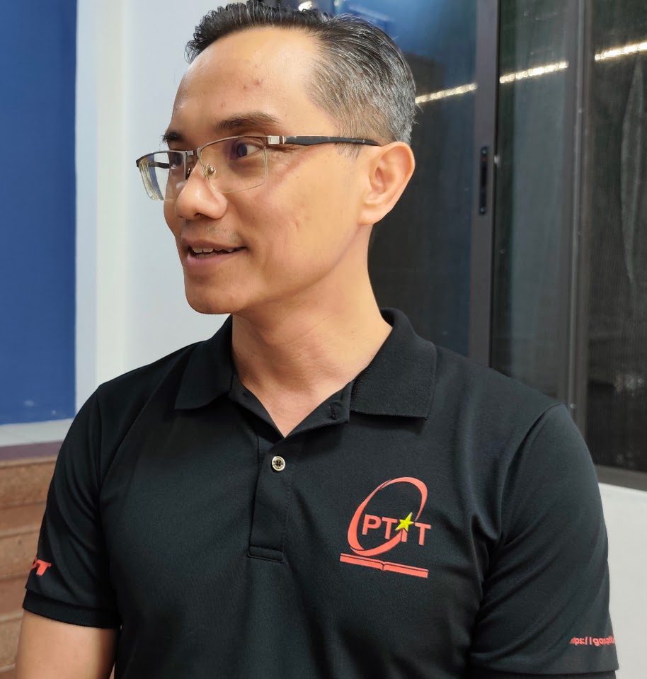 Theo TS. Cao Minh Thắng, thị trường game có phạm vi toàn cầu ngay từ đầu và mức độ cạnh tranh rất lớn. Một sản phẩm có thể được phát triển nhanh, nhưng để được người dùng đón nhận lại là một câu chuyện hoàn toàn khác. Để biến ý tưởng game thành sản phẩm thương mại, sinh viên cần sự tiếp sức từ nhiều phía.