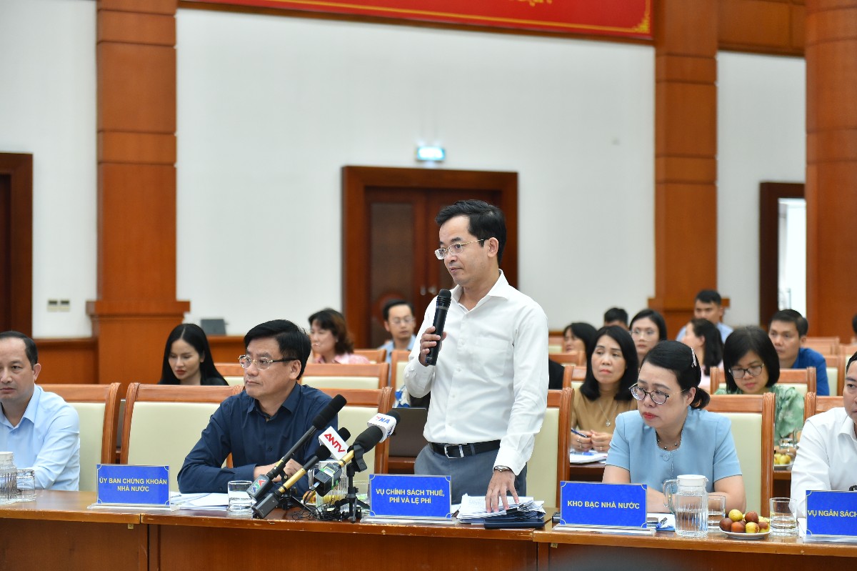 Ông Trương Bá Tuấn, Phó Vụ trưởng Vụ chính sách thuế, phí và lệ phí