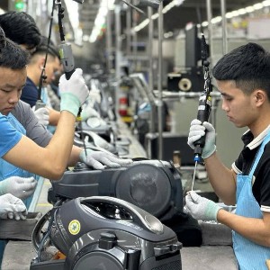 Hoạt động sản xuất  tại Công ty TNHH LG Electronics Việt Nam Hải Phòng. Nguồn: Báo Hải Phòng.