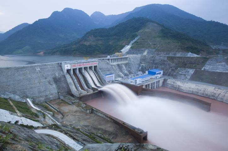 Hàng năm, các hồ trên lưu vực sông Hồng phải vận hành theo nguyên tắc thứ tự ưu tiên. Ảnh: TTXVN