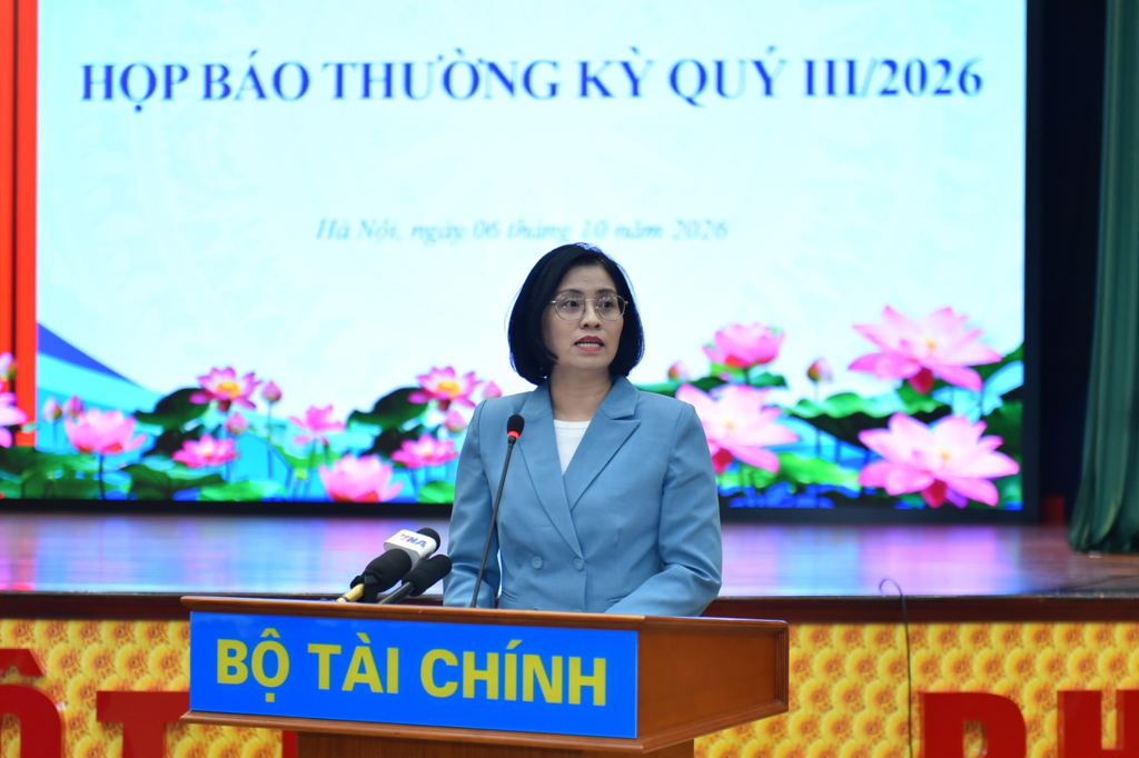 Bà Trịnh Thị Hương, Phó Cục trưởng Cục Phát triển doanh nghiệp tư nhân và kinh tế tập thể. Ảnh: Bộ Tài chính