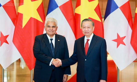 Tổng Bí thư, Chủ tịch nước Tô Lâm và Tổng thống Panama José Raúl Mulino - Ảnh: chinhphu.vn/Nhật Bắc