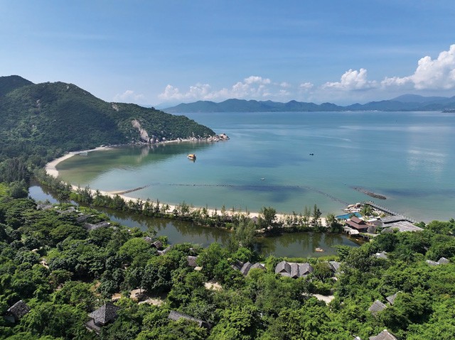 Competing for tourism assets
