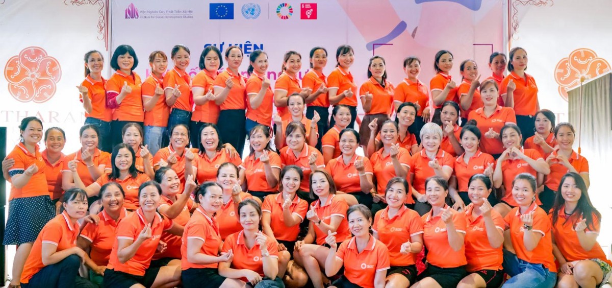 Gần một nửa lao động di cư trong nước tập trung phần lớn tại các khu công nghiệp và cơ sở sản xuất. Ảnh: UN Women/Hoàng Thảo.
