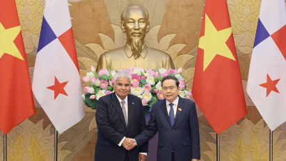 National Assembly pledges legal framework for Vietnam - Panama ties