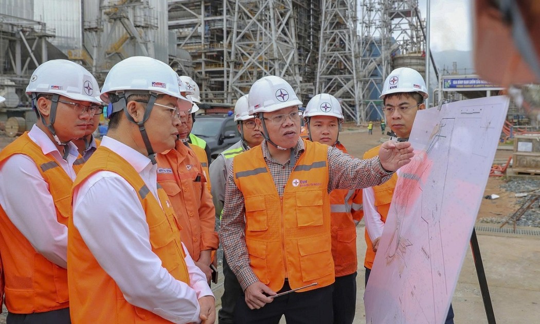 EVN tập trung đẩy nhanh tiến độ hoàn thành các dự án nguồn và lưới điện trọng điểm. Ảnh: EVN.