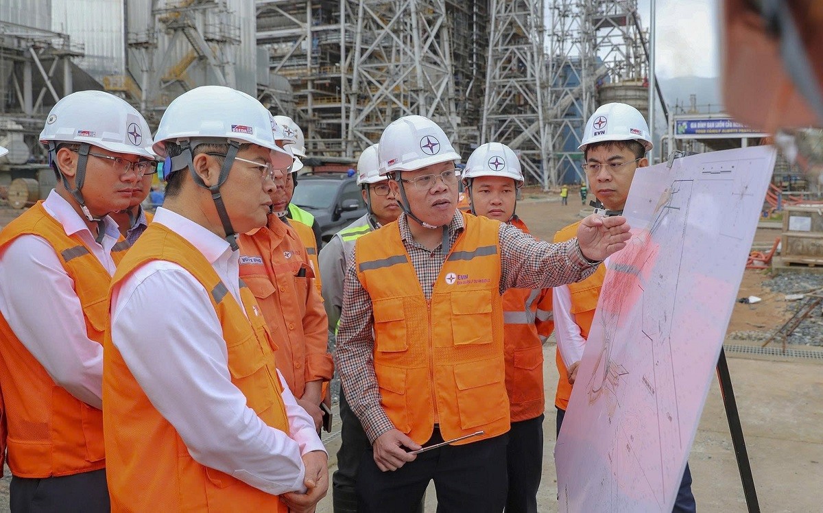 EVN tập trung đẩy nhanh tiến độ hoàn thành các dự án nguồn và lưới điện trọng điểm. Ảnh: EVN.