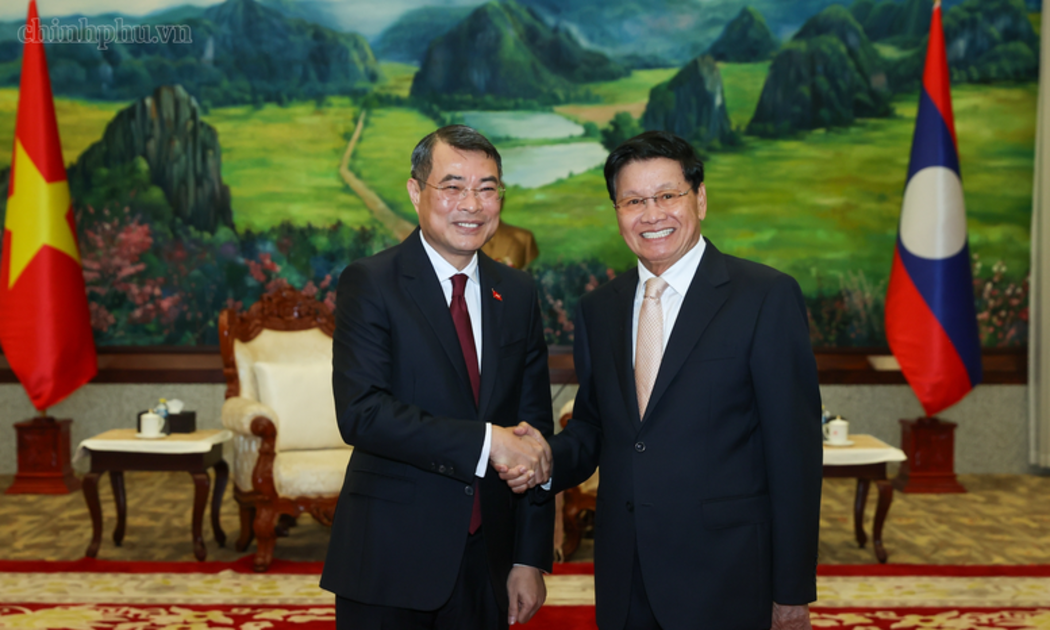 Thủ tướng Chính phủ Lê Minh Hưng hội kiến Tổng Bí thư, Chủ tịch nước Lào Thongloun Sisoulith - Ảnh: chinhphu.vn/Nhật Bắc