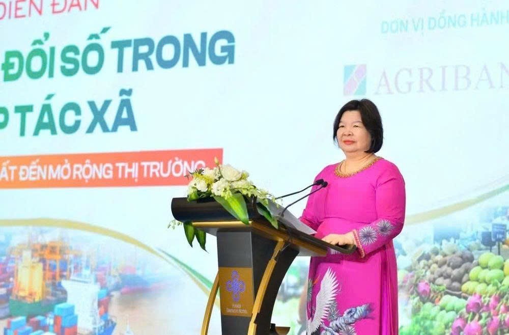 Bà Cao Xuân Thu Vân, Chủ tịch Liên minh Hợp tác xã Việt Nam. Ảnh: Song Hà.