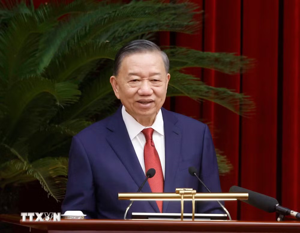 Tổng Bí thư, Chủ tịch nước Tô Lâm phát biểu bế mạc Hội nghị lần thứ Tư Ban Chấp hành Trung ương Đảng khóa XIV. Ảnh: Thống Nhất/TTXVN