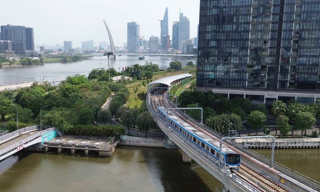 Hàng loạt dự án hạ tầng quy mô lớn đang mở ra thị trường mới cho ngành cơ khí TP.Hồ Chí Minh. Ảnh: Hoàng Hùng