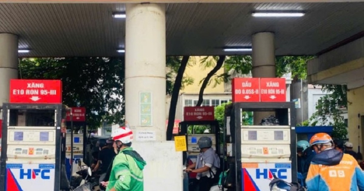 Giá xăng dầu tăng mạnh trước biến động của thị trường thế giới