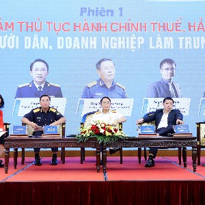 Doanh nghiệp lo rủi ro từ cách phân loại mã hàng hoá xuất nhập khẩu. Ảnh: BTC