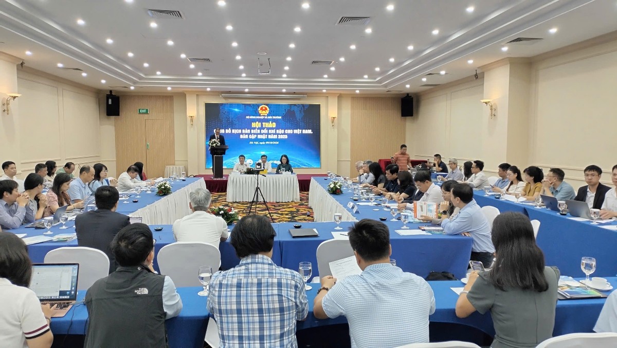 Bộ Nông nghiệp và Môi trường công bố "Kịch bản biến đổi khí hậu phiên bản cập nhật năm 2025". Ảnh: Đỗ Phong