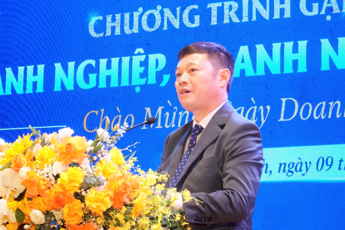 Ông Nguyễn Anh Thắng, Chủ tịch Hiệp hội Doanh nghiệp tỉnh Hà Tĩnh phát biểu. Ảnh: UBND tỉnh Hà Tĩnh
