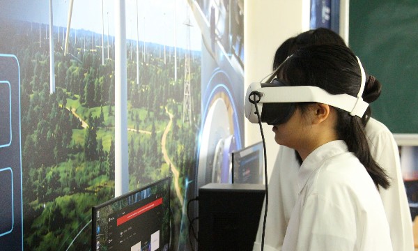 Đưa VR, mô hình 3D và AI vào đào tạo công nghệ năng lượng