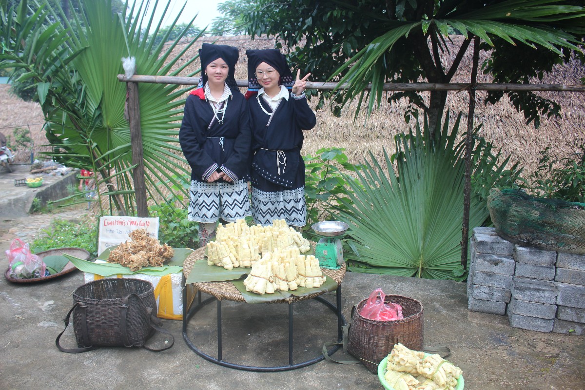 Những sản vật của người Dao ở bản Sưng Bai. Ảnh: Chu Khôi