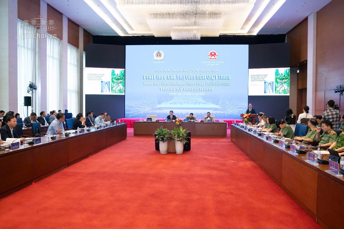 Quang cảnh hội thảo. Ảnh: Cổng thông tin điện tử Quốc hội.