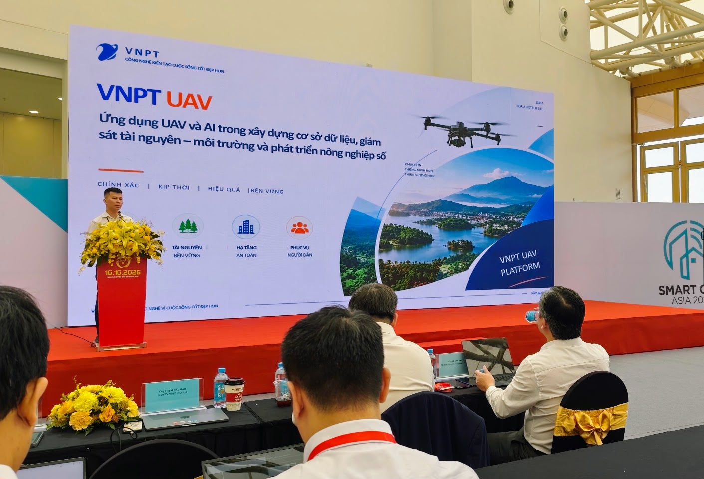 Theo chuyên gia, khi số lượng UAV tăng lên, yêu cầu quản lý và điều phối cũng trở nên phức tạp hơn