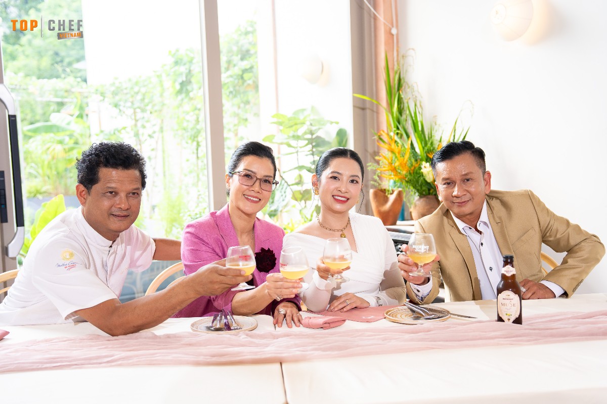 Đại diện 1689 BECKENT BAUER và dàn BGK chương trình Top Chef Vietnam 2026 thưởng thức 1689 BECKENT Muse.