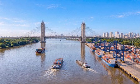 Cảng Giang Biên mở thêm hướng vận tải thủy cho logistics phía Đông Hà Nội