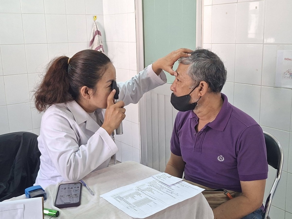 Dữ liệu khám sức khỏe cho thấy những vấn đề sức khỏe nổi bật khác nhau giữa các nhóm tuổi. Ảnh: Bệnh viện Lê Văn Thịnh