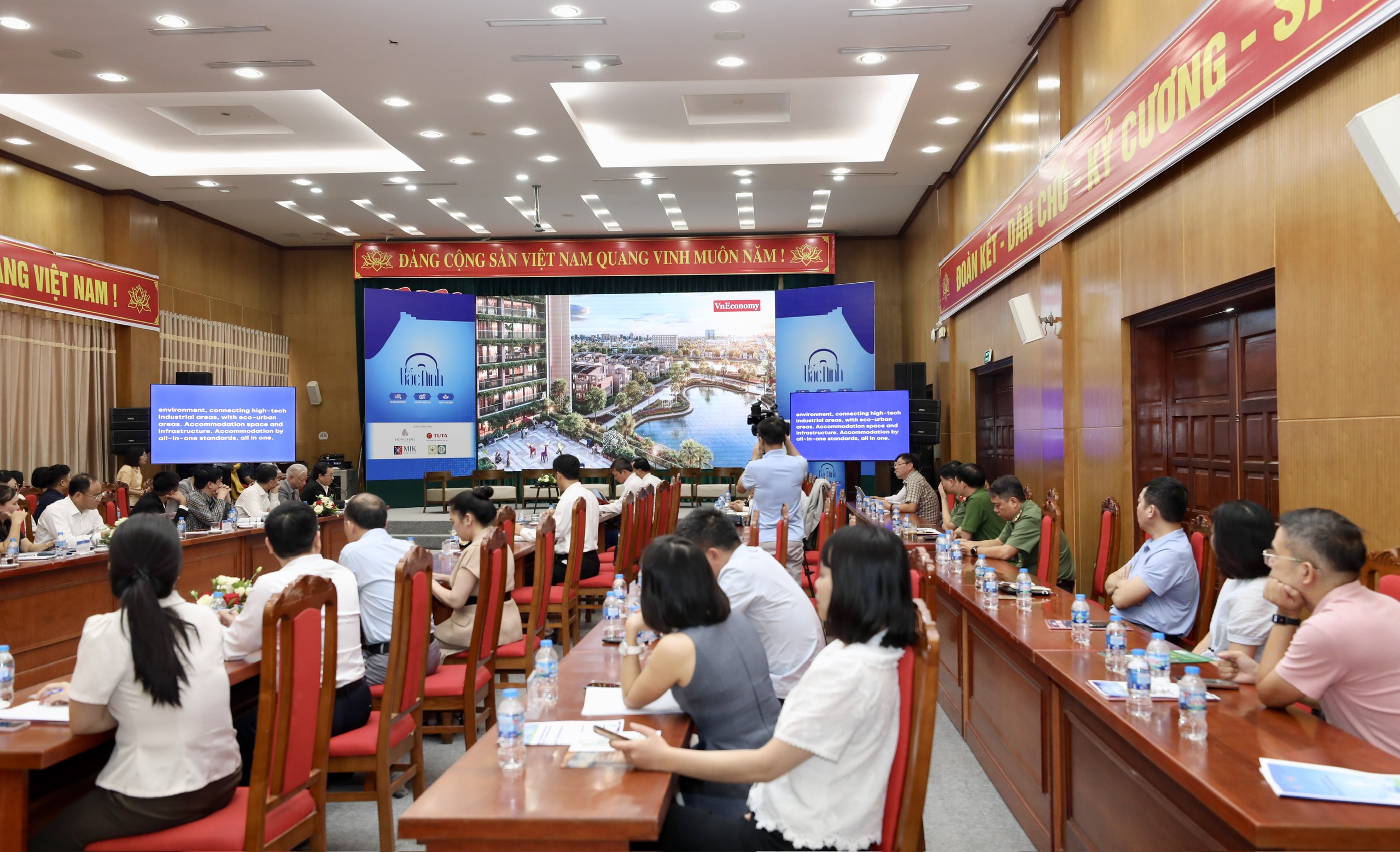 The conference, “Housing for Foreigners Living and Working in Bac Ninh City,”&nbsp; is organized in Bac Ninh city on October 12. (Photo: VnEconomy)