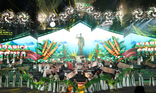 The opening ceremony of the 2nd Son La Coffee Festival. (Photo: Chu Khoi)