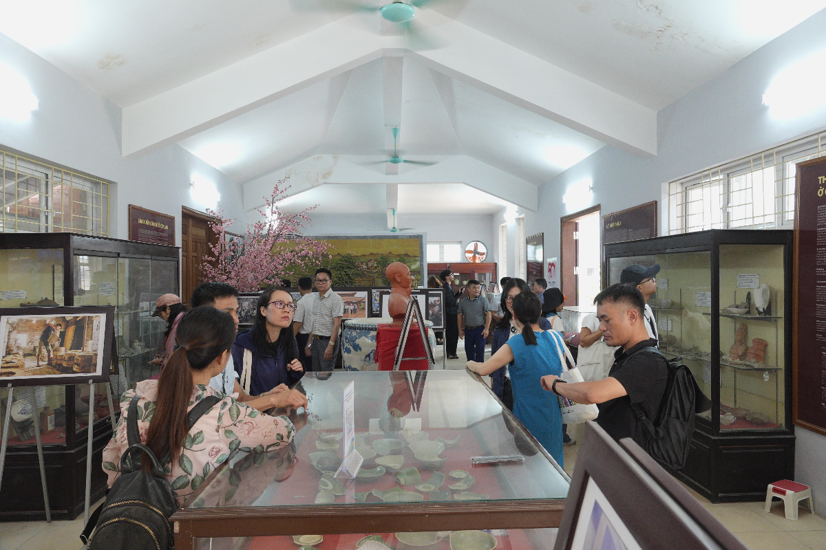 Bảo tàng Khảo cổ Cộng đồng Kim Lan thành lập năm 2012, lưu giữ khoảng 300 hiện vật tiêu biểu. Ảnh: Lý Hà