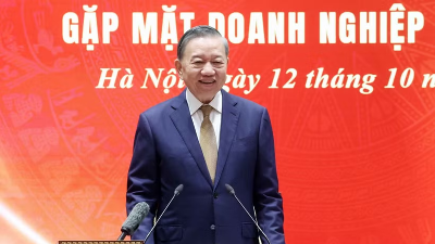 Strong enterprises build national strength: Top leader