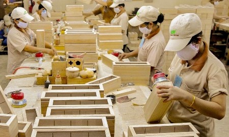 Đề xuất điều chỉnh khung thuế xuất khẩu nhóm mặt hàng nhôm và gỗ