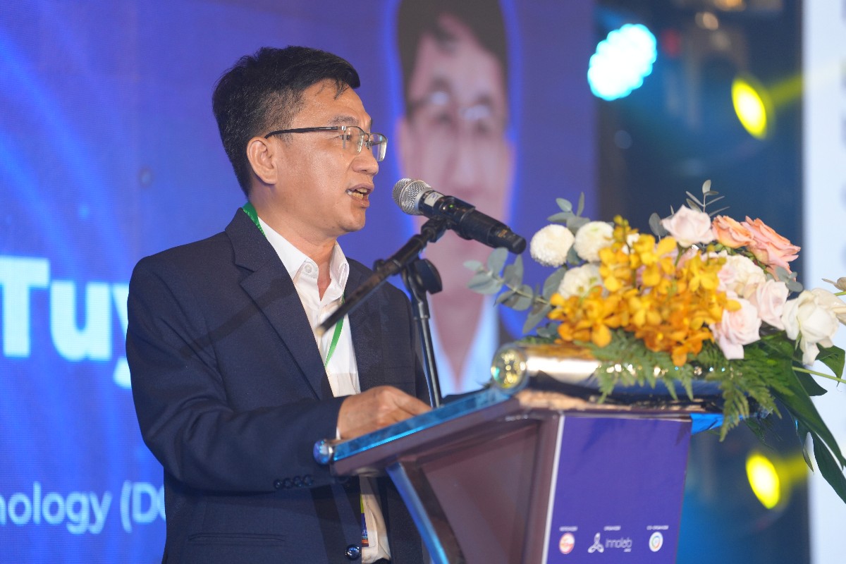 Ông Trần Trọng Tuyên, Phó Giám đốc Sở Khoa học và Công nghệ TP. Hồ Chí Minh, phát biểu tại Vietnam Innovation Summit 2026.