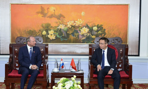 Tăng cường kết nối, thu hút dòng vốn từ Luxembourg vào thị trường chứng khoán Việt Nam