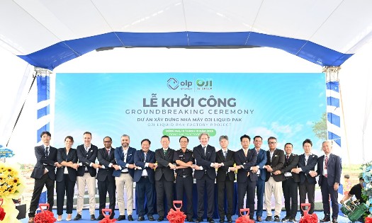 The groundbreaking ceremony for the aseptic carton packaging plant of OJI Group. (Photo from VnEconomy)