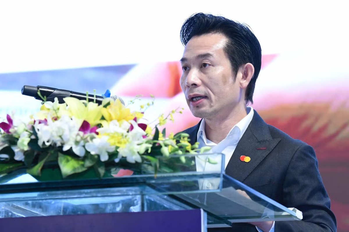 Ông Ken Nguyễn, đại diện Mastercard