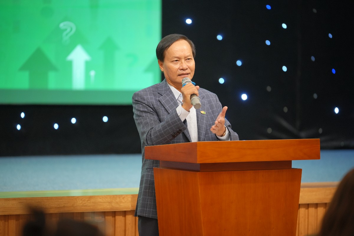 Ông Phùng Quốc Mẫn, Chủ tịch HAWA, phát biểu tại hội thảo. Ảnh: Hawa.