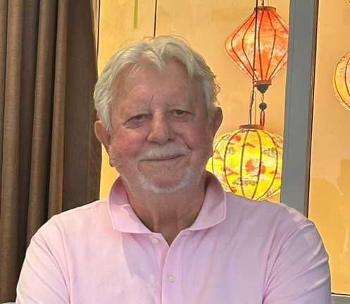 Kiến trúc sư John David Brown là người đồng hành cùng Entiz Group trong việc định hình tư duy kiến trúc và phát triển đô thị.
