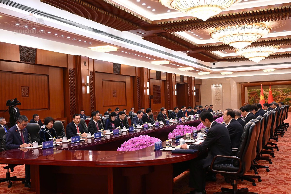 Chủ tịch Quốc hội Trần Thanh Mẫn và Ủy viên trưởng Nhân đại toàn quốc Trung Quốc Triệu Lạc Tế đồng chủ trì Phiên họp lần thứ hai Ủy ban hợp tác giữa Quốc hội Việt Nam và Nhân đại toàn quốc Trung Quốc. Ảnh: Cổng thông tin điện tử Quốc hội.
