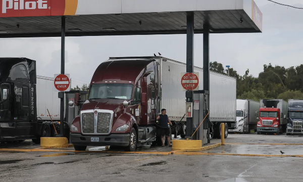 IEA dự báo tình trạng thiếu hụt dầu diesel toàn cầu kéo dài sang năm 2027
