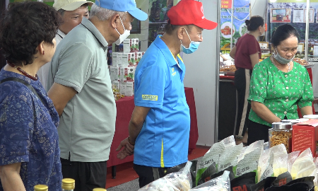 Khám phá 350 gian hàng tại hội chợ lớn nhất năm ở Thanh Hóa