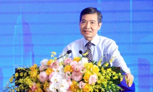 Thứ trưởng Bộ Tài chính Tạ Anh Tuấn thông tin về chính sách hỗ trợ nguồn lực cho doanh nghiệp. Ảnh: Nhật Bắc/VGP.